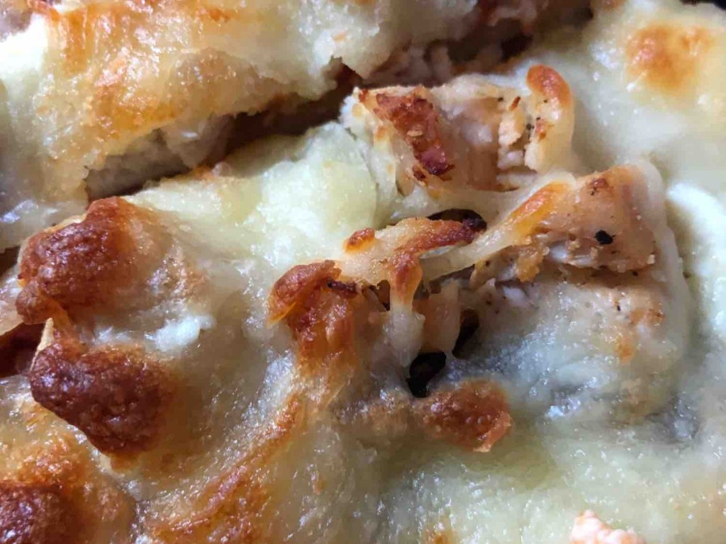 Pizza Hähnchen Gorgonzola Mozzarella Tomate von AKBATDF73 | Hochgeladen von: AKBATDF73