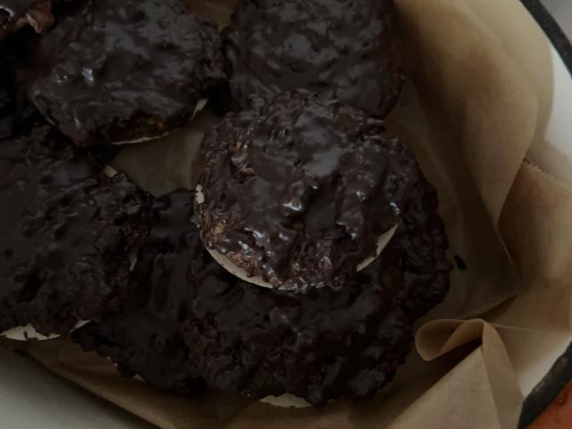 Hochgeladen von: silkereuscher Hochgeladen von: silkereuscher