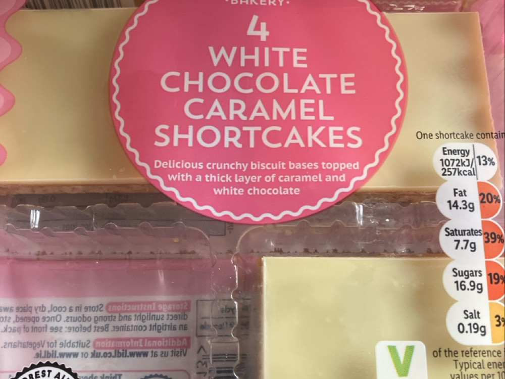 White Chocolate Caramel Shortcake von Angr | Hochgeladen von: Angr White Chocolate Caramel Shortcake von Angr | Hochgeladen von: Angr