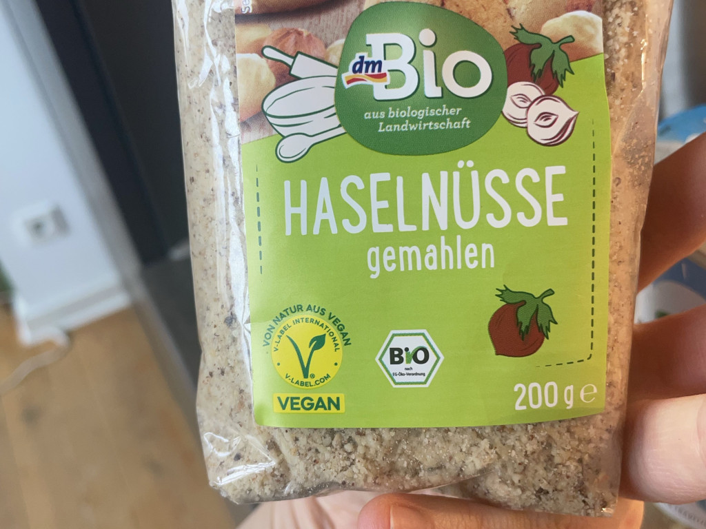 Hochgeladen von: miraX