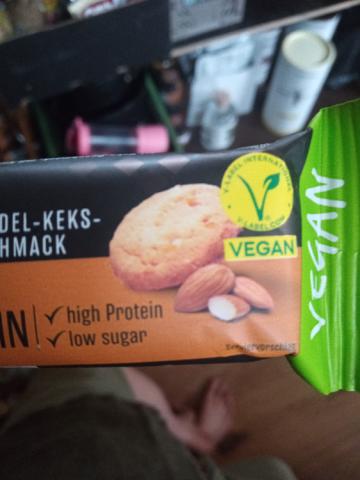 Vegan Protein Bar, Mandel-Keks-Geschmack by Tokki | Uploaded by: Tokki