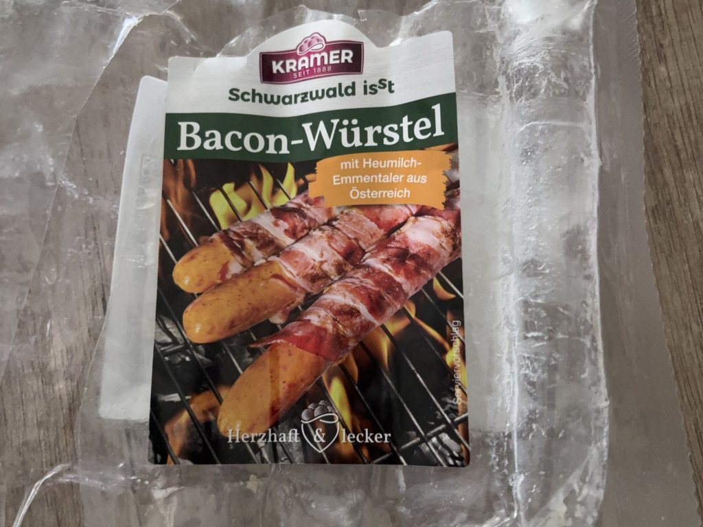 Bacon Würstel von florianjuchhoff | Hochgeladen von: florianjuchhoff Bacon Würstel von florianjuchhoff | Hochgeladen von: florianjuchhoff