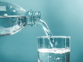 Mineralwasser, Medium | Hochgeladen von: Ennaj