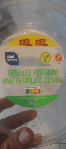 Gefüllte Peperoni und gegrillte Oliven by erik_ | Hochgeladen von: erik_