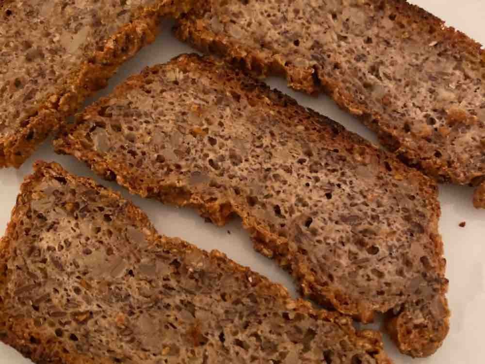 Dinkel-Buchweizen-Brot von auroranuklearis | Hochgeladen von: auroranuklearis