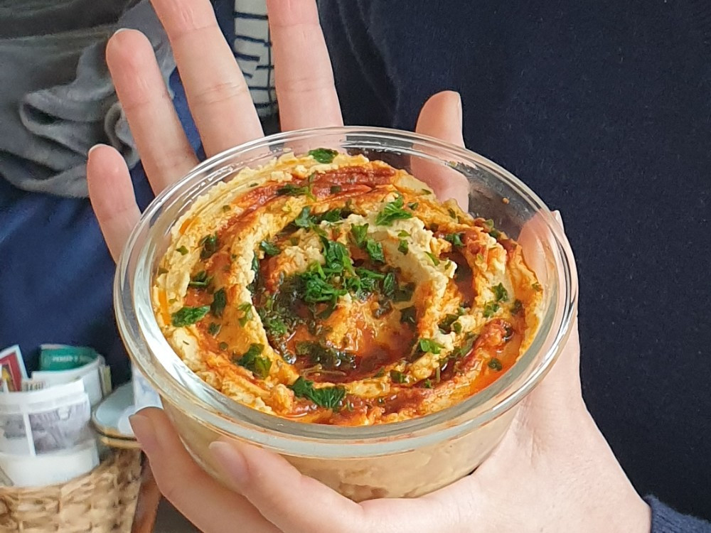 Humus mit Paprikapüree von FrlvonPonynesien | Hochgeladen von: FrlvonPonynesien Humus mit Paprikapüree von FrlvonPonynesien | Hochgeladen von: FrlvonPonynesien