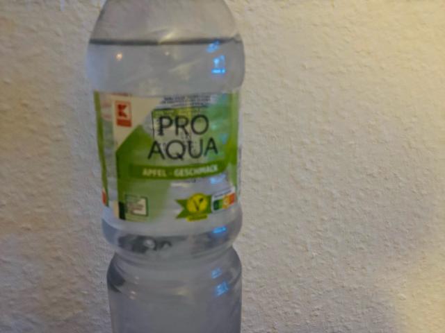 Pro Aqua, Apfel von xsunchessyx | Hochgeladen von: xsunchessyx