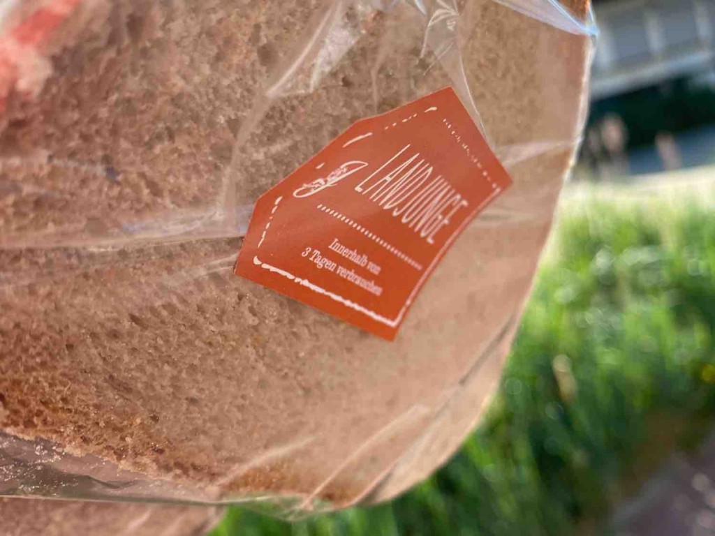 Landjunge, Weizenmischbrot von MarcKobus | Hochgeladen von: MarcKobus