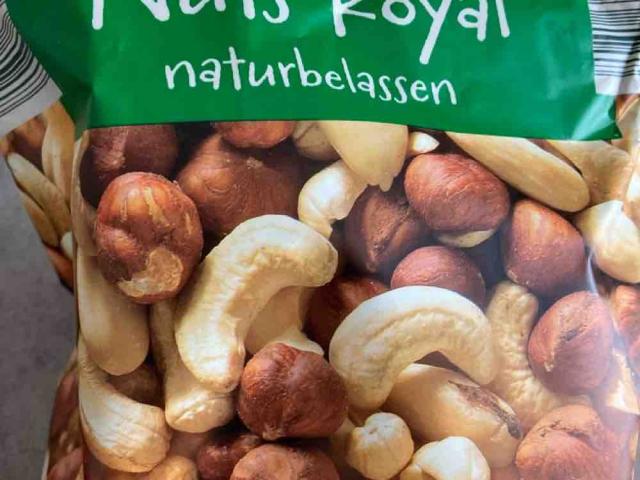 Nuts Royal, naturbelassen by PoppN11 | Uploaded by: PoppN11