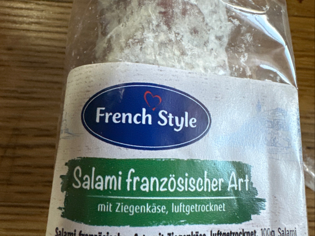 Salami französischer Art, Ziegenkäse von Daisyblueskies | Hochgeladen von: Daisyblueskies