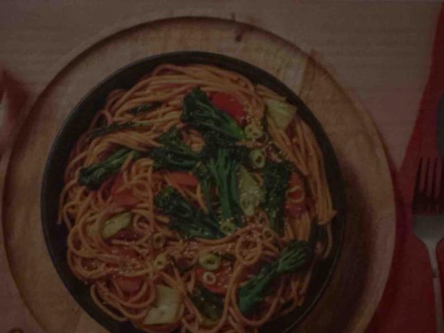 Chow Mein! gebratene Nudeln mit Brokkoli von LenaNeumann | Hochgeladen von: LenaNeumann