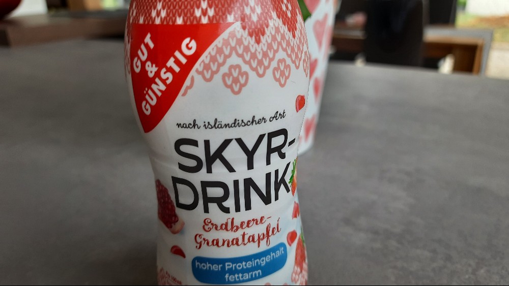Skyr Drink, Erdbeere-Granatapfel von Dineline88 | Hochgeladen von: Dineline88