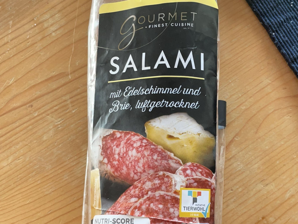 Hochgeladen von: mellynelly2015