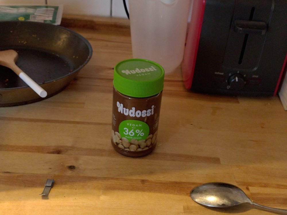 Nudossi Vegan, mit 36 % Haselnuss von PaulNichtVergeben | Hochgeladen von: PaulNichtVergeben Nudossi Vegan, mit 36 % Haselnuss von PaulNichtVergeben | Hochgeladen von: PaulNichtVergeben