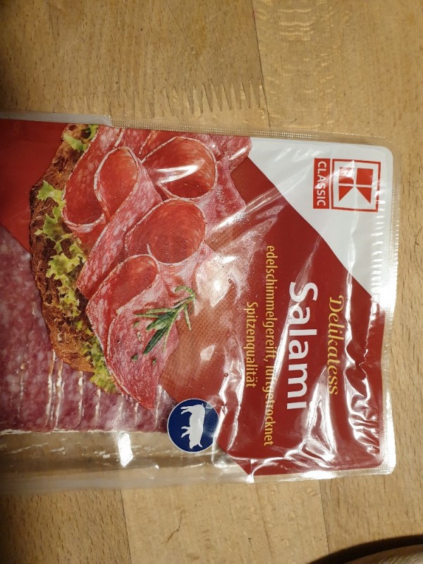 Delikatess Salami, edelschimmelgereift, luftgetrocknet von ptbil | Hochgeladen von: ptbilfinger