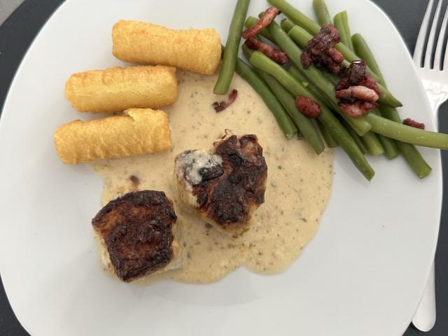 Hochgeladen von: dennismaj1 Hochgeladen von: dennismaj1