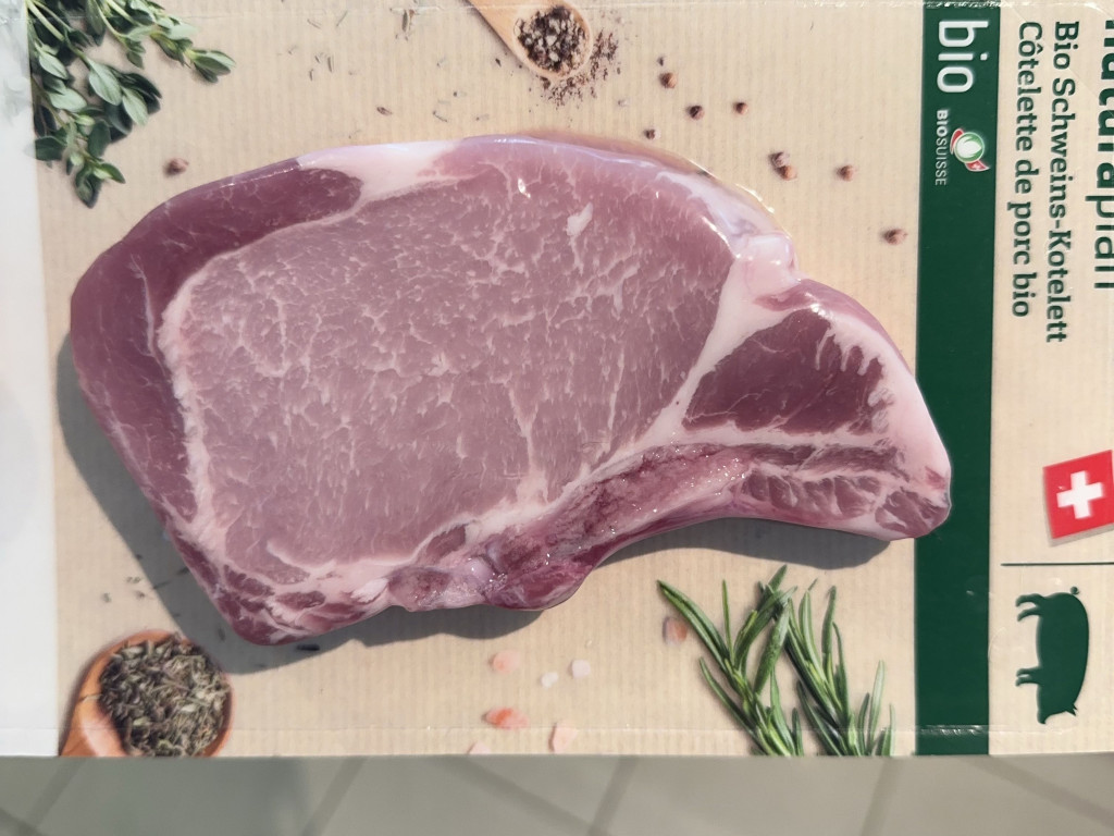 Schweins-Kotelett, BIO von Oli41994 | Hochgeladen von: Oli41994 Schweins-Kotelett, BIO von Oli41994 | Hochgeladen von: Oli41994