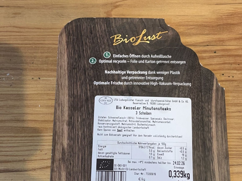 Hochgeladen von: formica