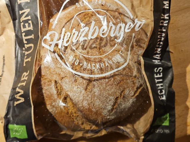 Hochgeladen von: sr679