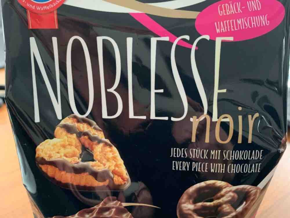 Noblesse noir von join3993 | Hochgeladen von: join3993