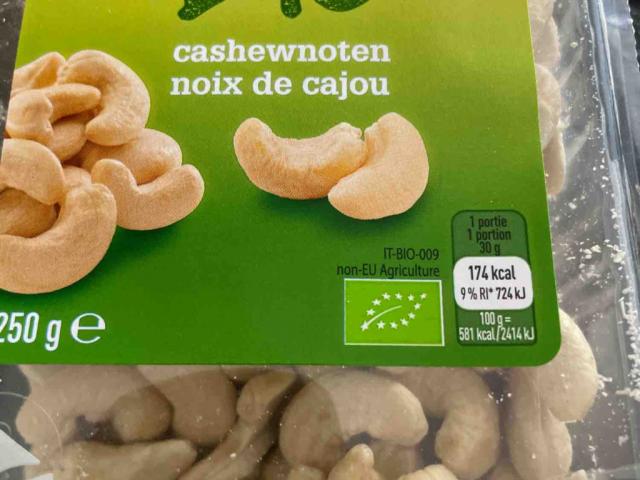 cashew von DucatiAna | Hochgeladen von: DucatiAna