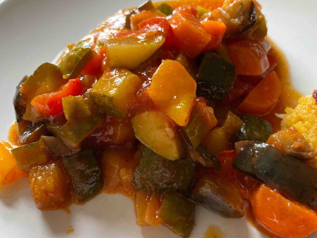 Ikra / hausgemachtes Gemüsepüree, Karotten, Paprika, Zucchini, A | Hochgeladen von: LillyEngel
