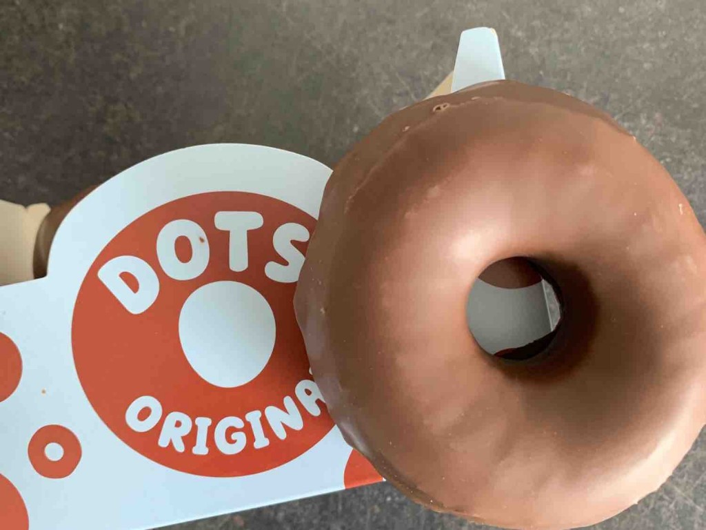 DOTS Original, Donuts mit Schokoladenüberzug von marenha | Hochgeladen von: marenha