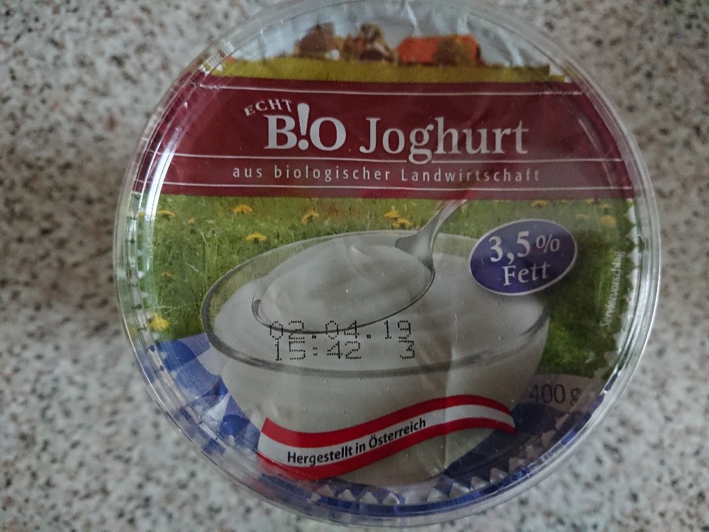 Joghurt, Aus biologischer Landwirtschaft von vee | Hochgeladen von: vee