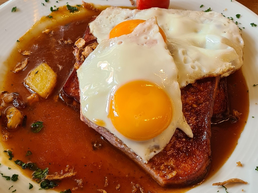 Hochgeladen von: R4ven