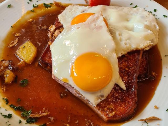 Hochgeladen von: R4ven