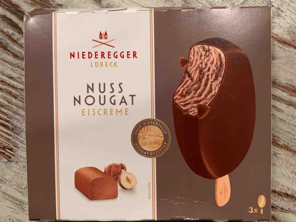 Nuss-Nougat Eiscreme am Stiel  von Jessimaus | Hochgeladen von: Jessimaus