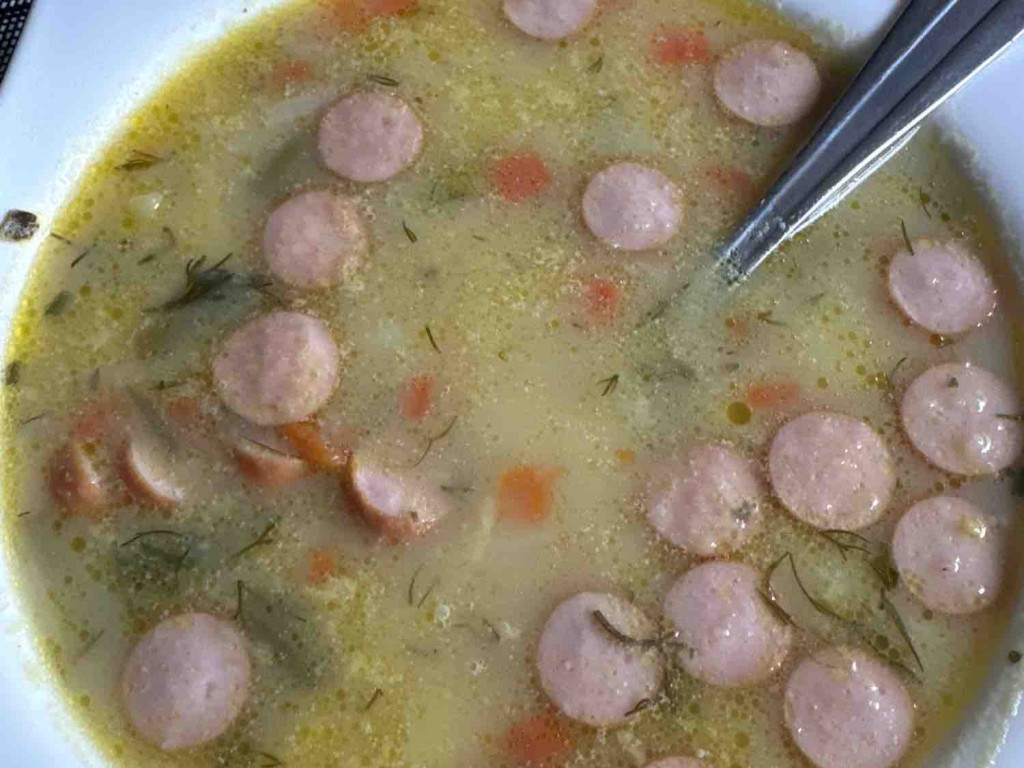 kartoffel-suppe mit wiener würstchen,geschnitten, kartoffeln von | Hochgeladen von: Mazur