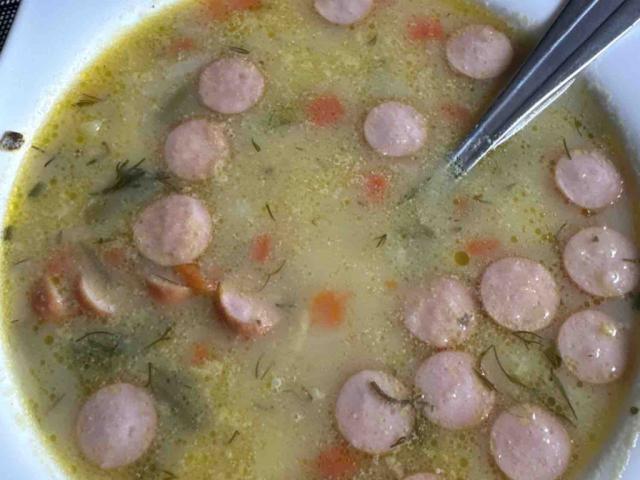 kartoffel-suppe mit wiener würstchen,geschnitten, kartoffeln von | Hochgeladen von: Mazur