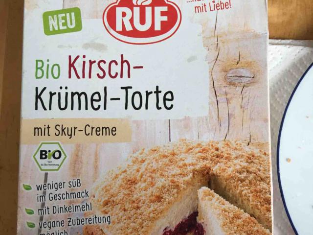 Kirsch-Krümel-Torte/Backm.,/nach Ruf zubereitet, mit Skyrcreme v | Hochgeladen von: theo13