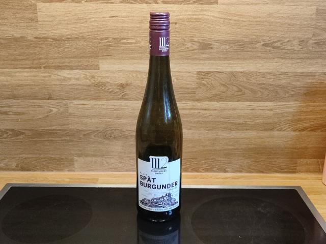 Hochgeladen von: Lisa0204_ Hochgeladen von: Lisa0204_