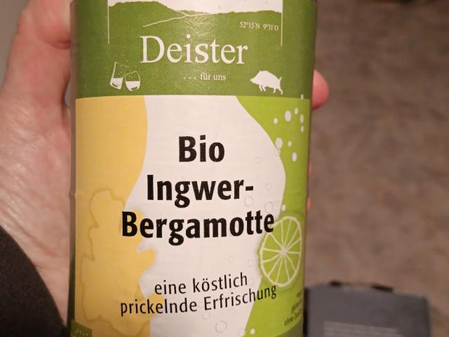 Hochgeladen von: Katasuomi Hochgeladen von: Katasuomi