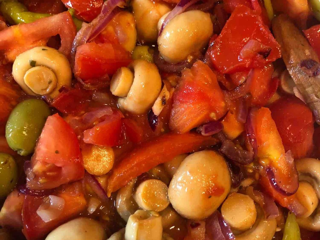 Mediterranes Gemüse, Paprika, Zwiebeln, Zucchini, Kirschtomaten  | Hochgeladen von: BerndBradfisch