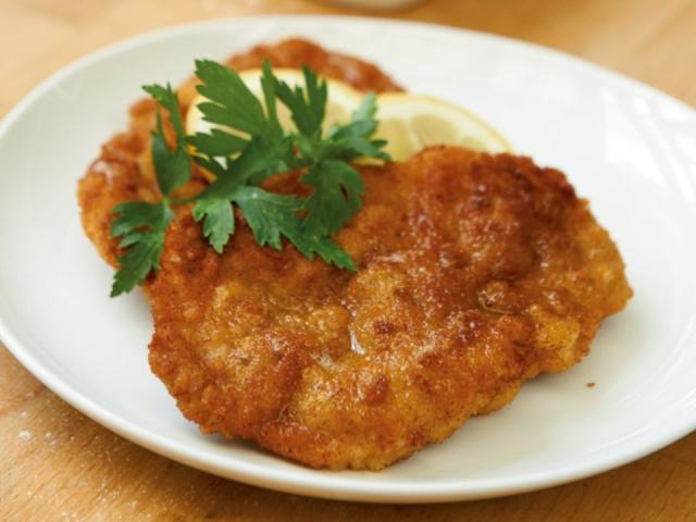 Hähnchenschnitzel paniert gebraten von TimoGo | Hochgeladen von: TimoGo