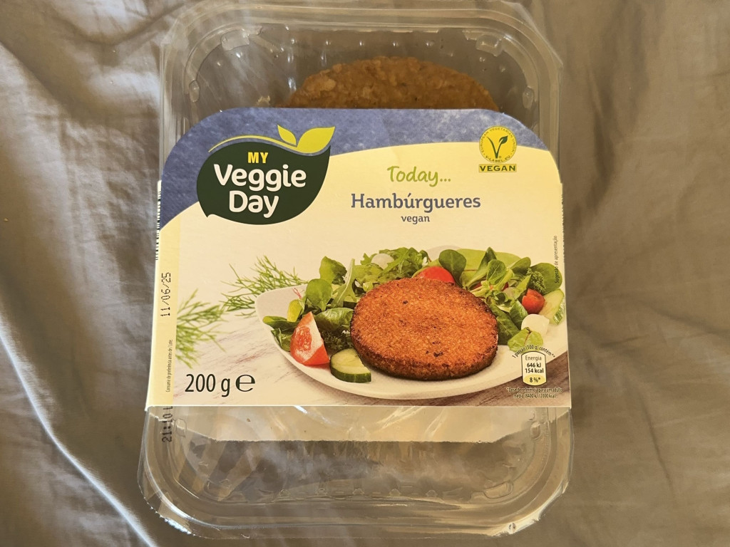 Hamburger vegan von jule20202 | Hochgeladen von: jule20202 Hamburger vegan von jule20202 | Hochgeladen von: jule20202