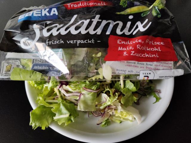 Salatmix, Traditionell by Auguuustooo | Uploaded by: Auguuustooo