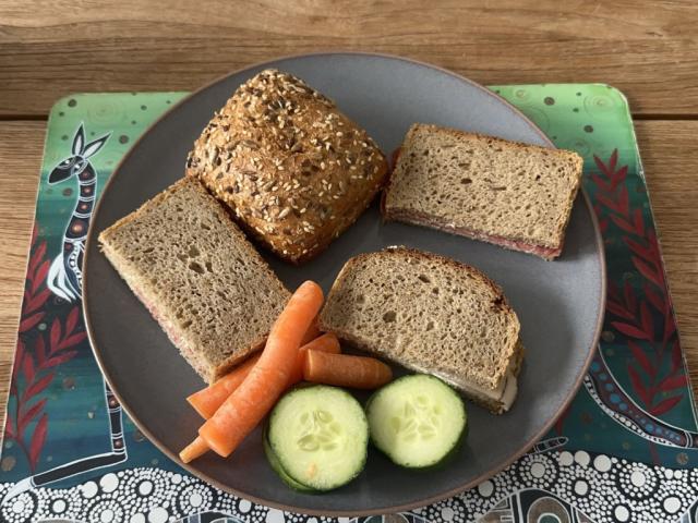 Hochgeladen von: SirCoffee2210