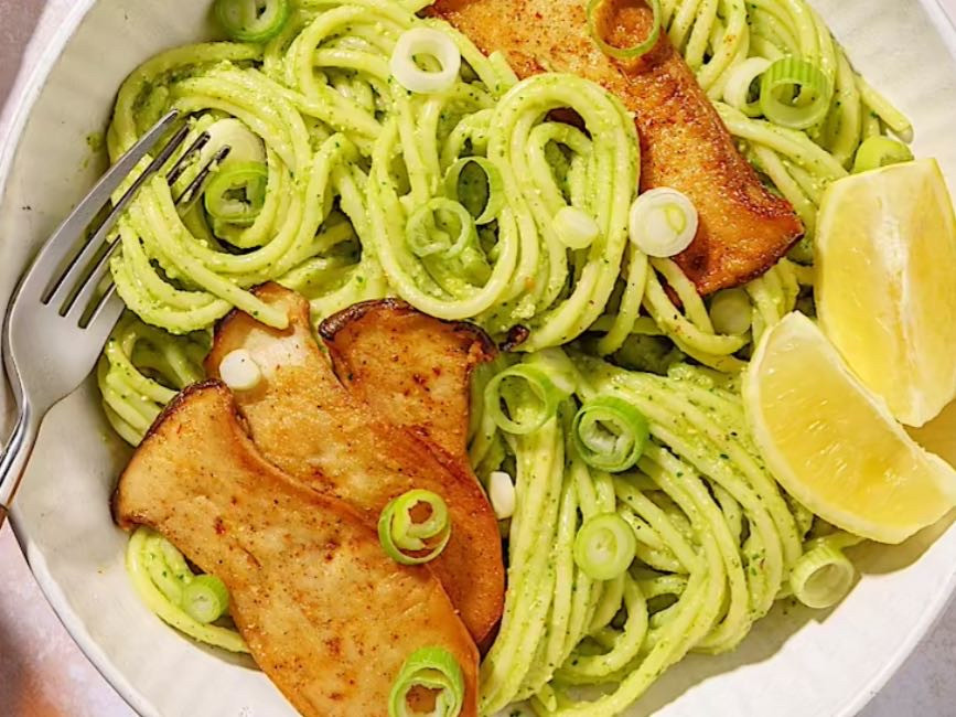 Pasta Primavera: Bärlauch-Spaghetti mit Kräuterseitlingen, gerös | Hochgeladen von: clairestw Pasta Primavera: Bärlauch-Spaghetti mit Kräuterseitlingen, gerös | Hochgeladen von: clairestw