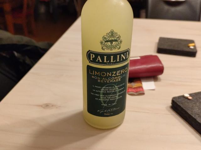 Limonzero alkoholfreier Limoncello von 1960Gabriele | Hochgeladen von: 1960Gabriele Limonzero alkoholfreier Limoncello von 1960Gabriele | Hochgeladen von: 1960Gabriele