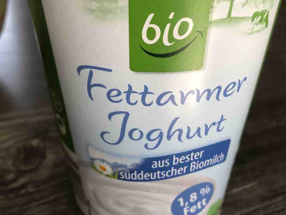 Fettarmer Joghurt 1,8 % Fett, Natur von Fuechsinx | Hochgeladen von: Fuechsinx