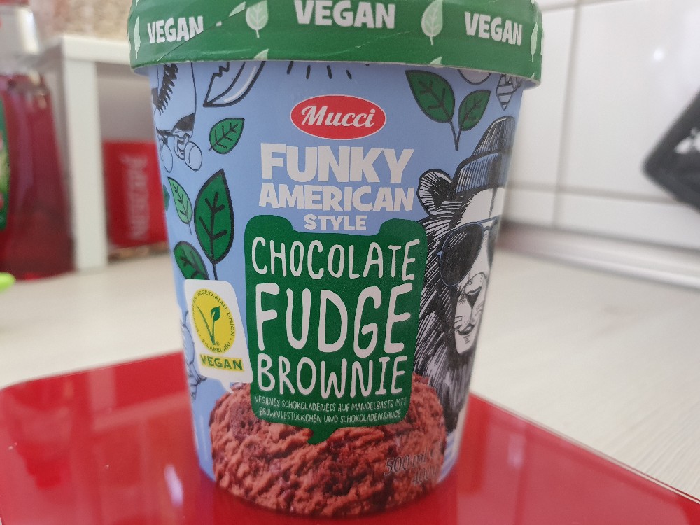 Funky American Style Chocolate Fudge Brownie Vegan von Dranbleib | Hochgeladen von: Dranbleiben