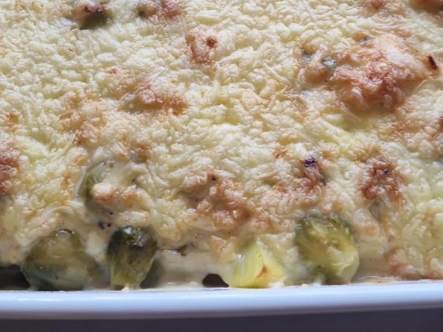 Rosenkohlauflauf mit Kartoffeln, Emmi kocht einfach von Makra24 | Hochgeladen von: Makra24 Rosenkohlauflauf mit Kartoffeln, Emmi kocht einfach von Makra24 | Hochgeladen von: Makra24