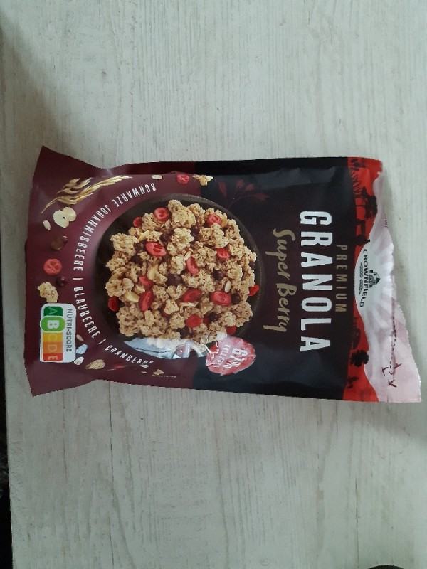 Crownfield, Premium Granola Super Berry, 2,5 Früchte und 2 Mandeln Kalorien