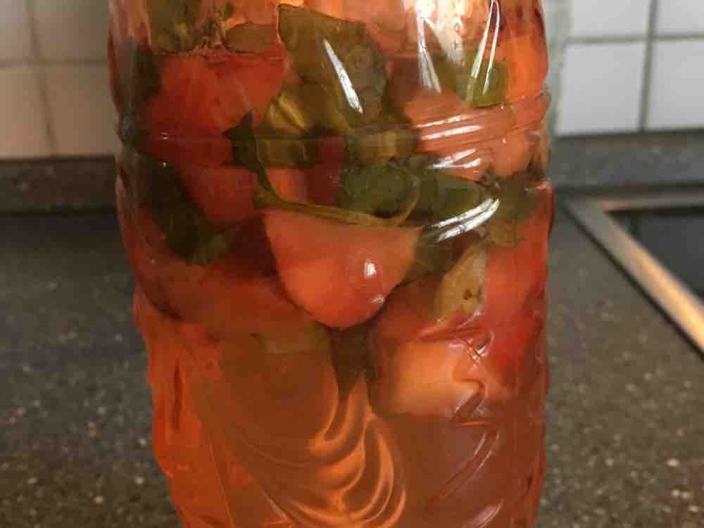 Erdbeerwasser, Erdbeere von lindnermari | Hochgeladen von: lindnermari