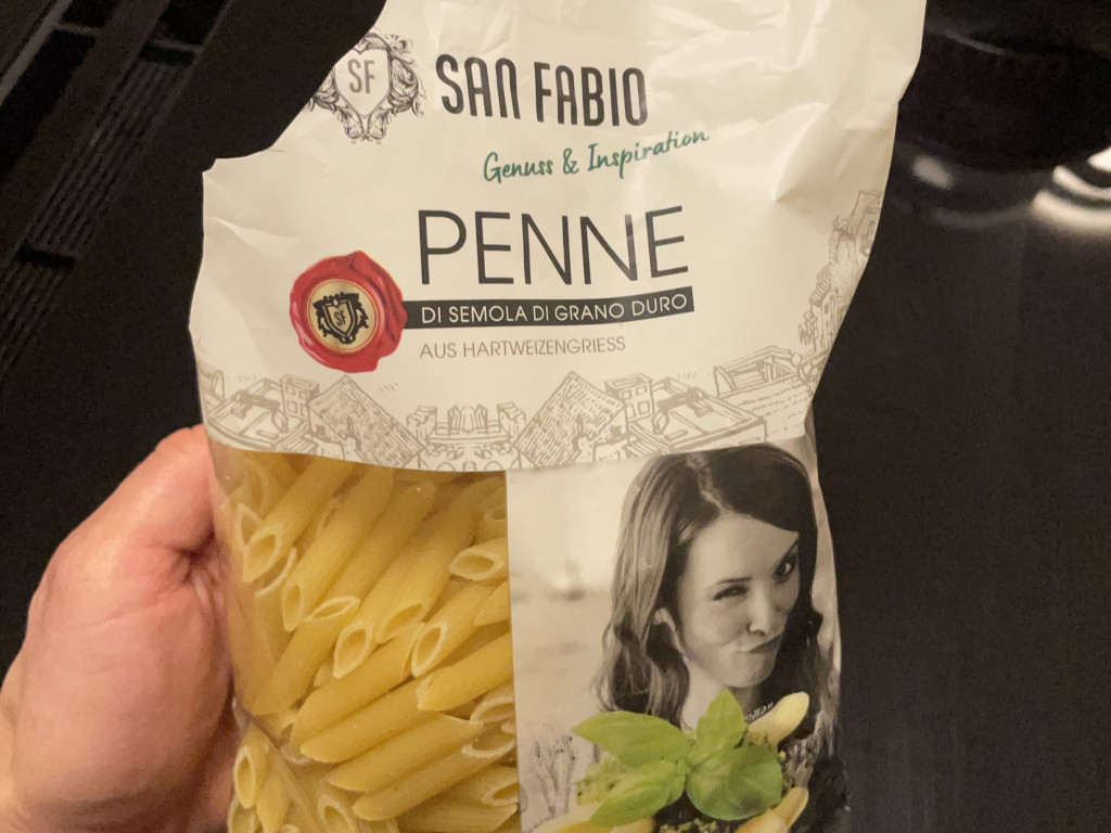 Hochgeladen von: JulianaV