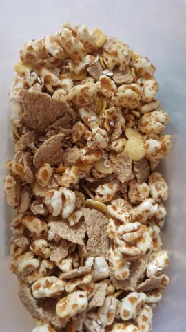 Basis Müsli Mix, Dinkel Flakes, Flocken, Puffs, Sojaflocken von  | Hochgeladen von: Campbell